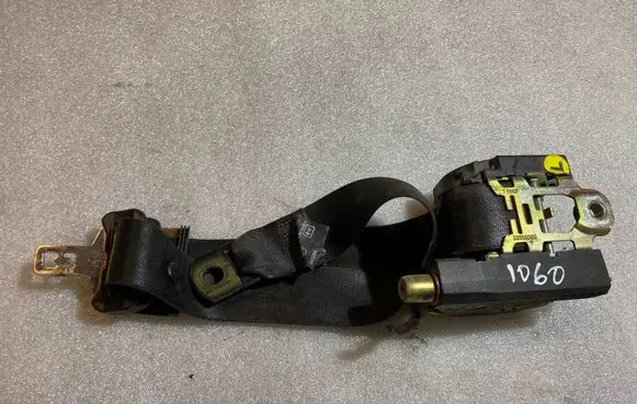 Mercedes-Benz S W220 Front seatbelt 2018680222 A2018680222