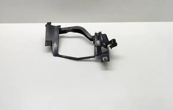 BMW 5 E60 E61 Headlight/headlamp mounting bracket 158738 15873800