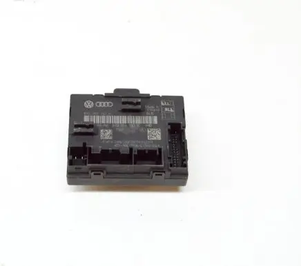 Audi A1 Door control unit/module 8X0959793K P10097264