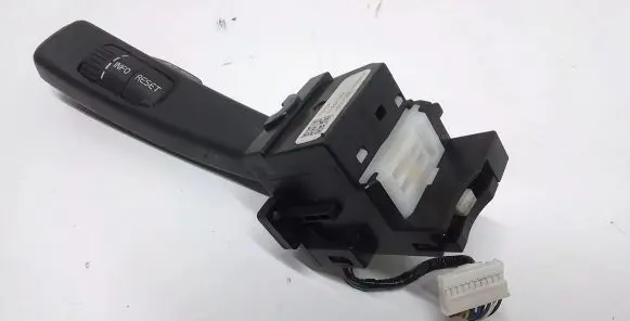 Volvo S60 Indicator stalk 31264162