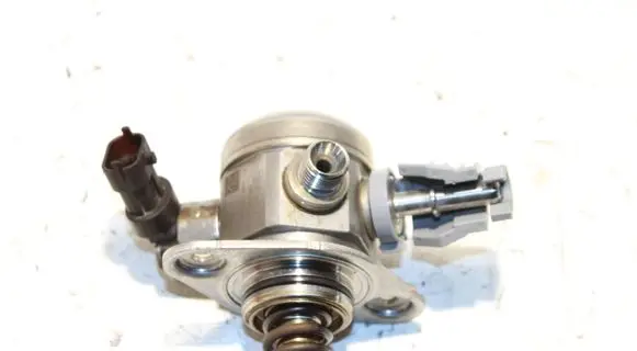 KIA Sportage Fuel injection high pressure pump 353202B220