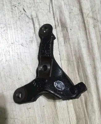 Citroen C3 Gearbox mounting bracket 9804255380