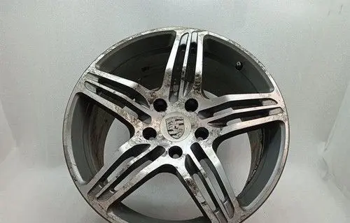Porsche 911 997 R18 alloy rim
