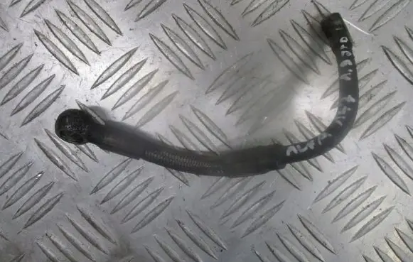 Alfa Romeo 147 Oil fill pipe 