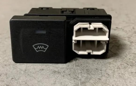 Ford Fiesta Windscreen/window heater switch 18K574AC