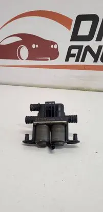 Land Rover Range Rover L322 Coolant heater control valve 1147412137 8374995