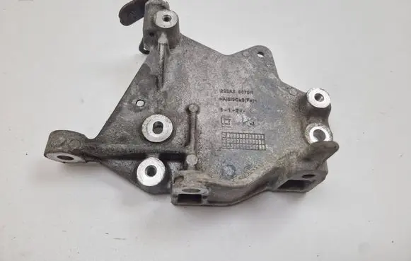 Renault Zoe A/C compressor mount bracket 296A68579R