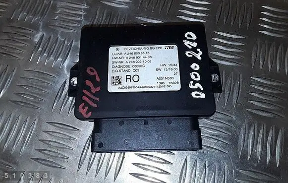 Mercedes-Benz CLA C117 X117 W117 Hand brake control module a2469008516