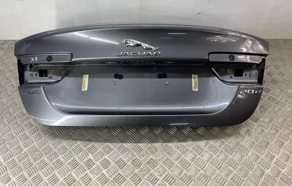 Jaguar XE Tailgate/trunk/boot lid 