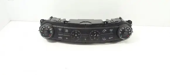 Mercedes-Benz CLS C219 Climate control unit
