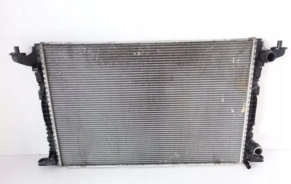 Audi Q5 SQ5 Coolant radiator 80A121251D