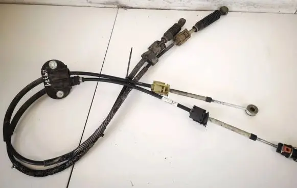 Mazda 3 I Gear shift cable linkage