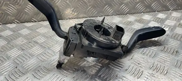 Skoda Praktik (5J8) Indicator stalk 21373125 7H0953503BJ 204141ATW