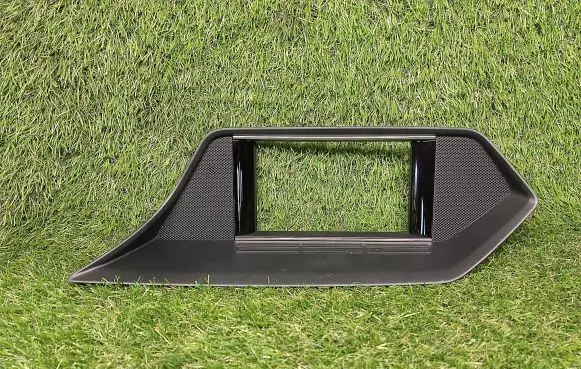 Mercedes-Benz C W204 Radio/GPS head unit trim A2126801336