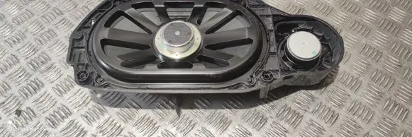Mercedes-Benz CLS C218 X218 High frequency speaker in the rear doors A2128202302