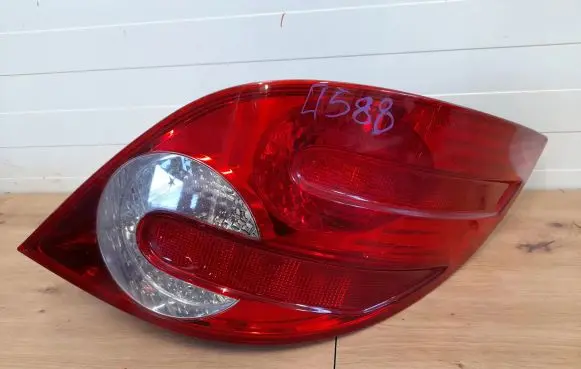 Mercedes-Benz R W251 Rear/tail lights