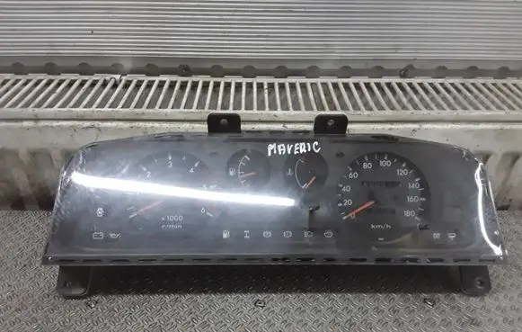 Ford Maverick Speedometer (instrument cluster)