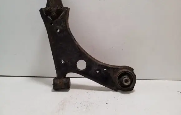 Fiat Tipo Front lower control arm/wishbone