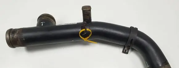 Aston Martin Rapide Engine coolant pipe/hose 8D33-8555-AB