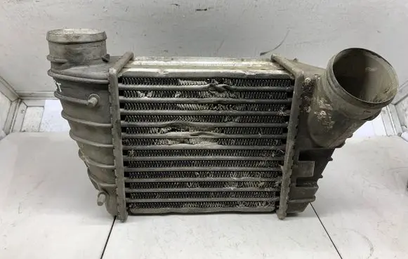 Audi A3 S3 8L Intercooler radiator 8L9145806B