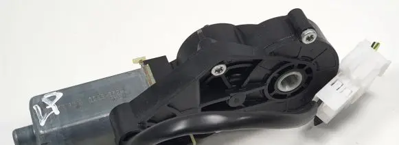 Mercedes-Benz E W212 Seat adjustment motor 0390203369