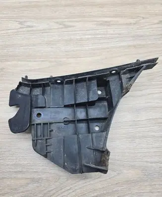 Volvo V70 Front bumper mounting bracket 31265344