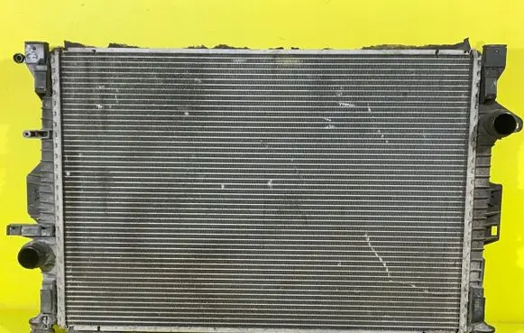 Ford Mondeo MK IV Coolant radiator