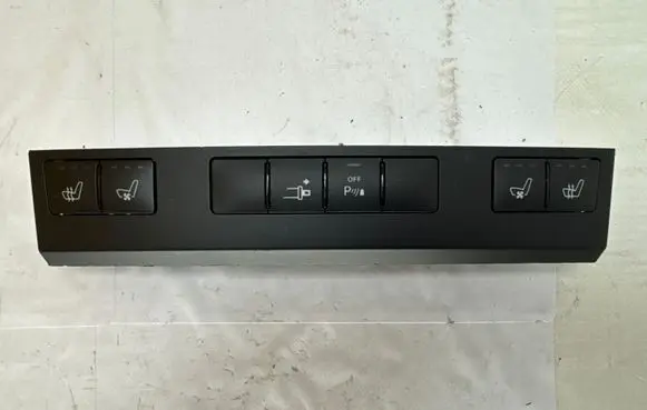 Mercedes-Benz E C207 W207 Seat control switch A2078204810 33705301
