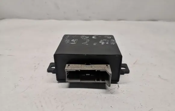 Audi A6 S6 C5 4B Wing mirror control module 5DS00561701 4A0907445A