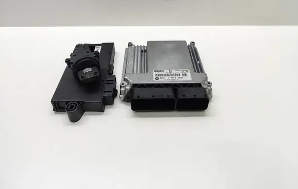 BMW 5 E60 E61 Engine ECU kit and lock set 7803369 0281013500 14151039