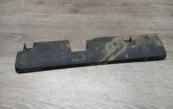 Volvo V70 Engine cover (trim) 8658235