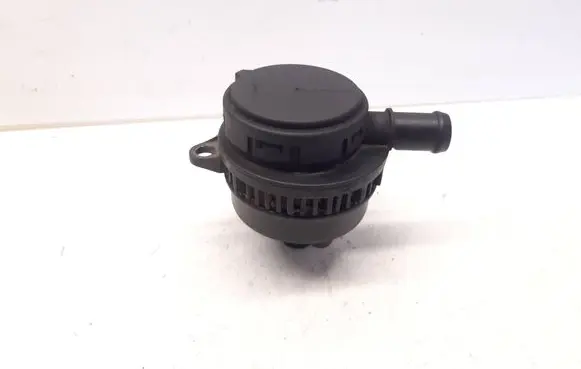 Audi A4 S4 B7 8E 8H Breather valve 6568927