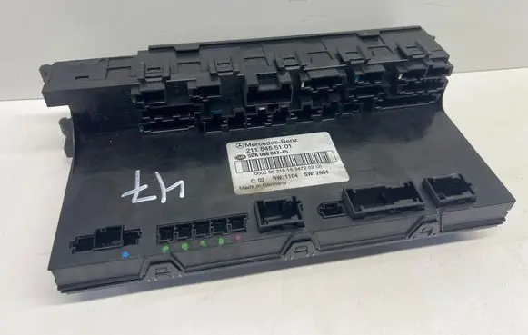 Mercedes-Benz E W211 Fuse module 2115455101 5DK00804745