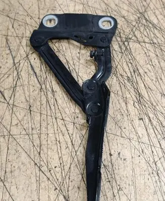 Mercedes-Benz ML W164 Engine bonnet/hood hinges A2518800328