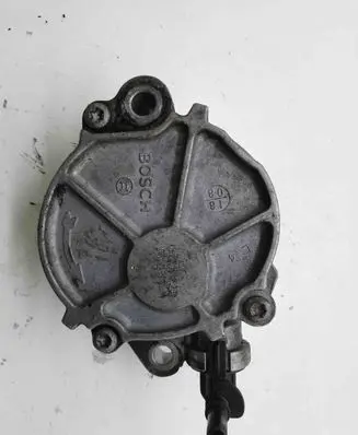 Citroen C4 I Vacuum pump 01562B