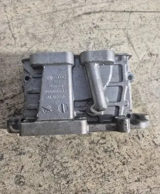 Audi A5 Sportback 8TA Timing chain cover 059109122T