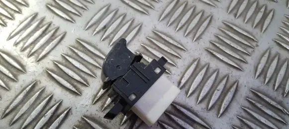 Mazda 6 Electric window control switch 3583146 358-3146