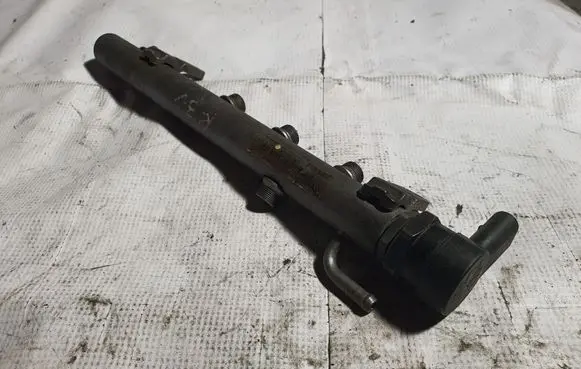 Mercedes-Benz R W251 Fuel main line pipe A6420700495 A6110780449