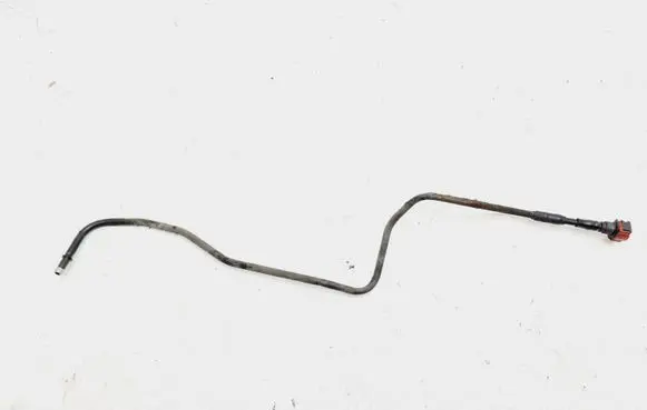 Volvo S60 Fuel line pipe
