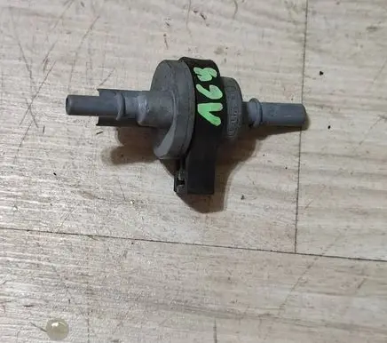 Opel Corsa F Turbo solenoid valve 9802009480