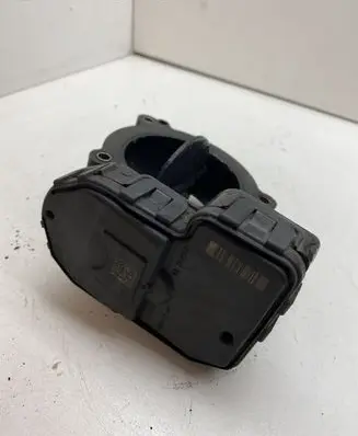 Mercedes-Benz C W204 Throttle valve A6510900170