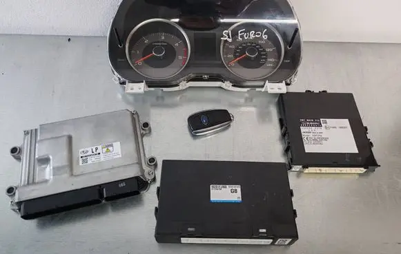 Subaru Forester SJ Engine ECU kit and lock set 22765AH570 2757006922