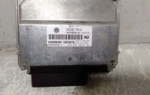 Volkswagen Touareg I Transfer box differential control unit 0AD927755AJ 5WP22084