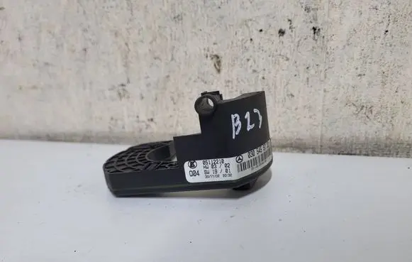 Mercedes-Benz E W212 Steering angle sensor 0305459732