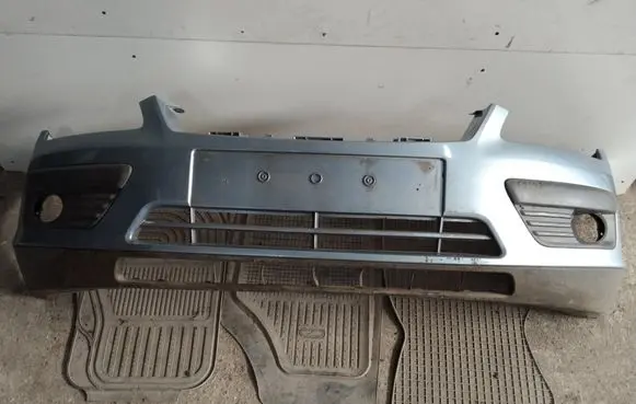 Ford Focus Front bumper