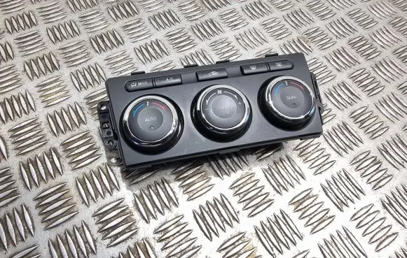 Mazda 6 Climate control unit T1014731P 00330EA071 GER761190