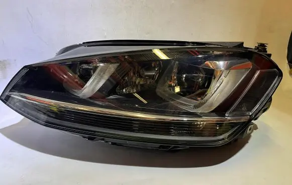 Volkswagen Golf VII Headlight/headlamp 5G1941033