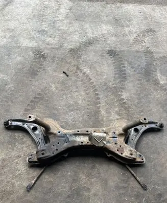 Toyota Yaris Verso Rear subframe 