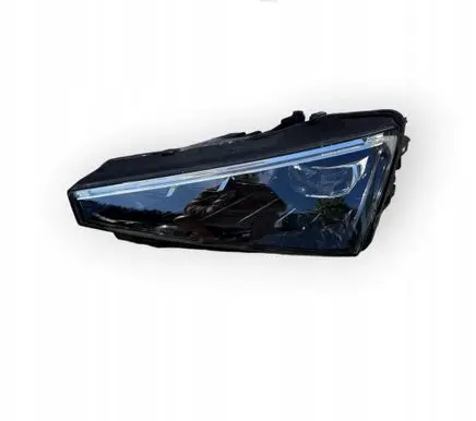 Skoda Scala Headlight/headlamp 657941015A