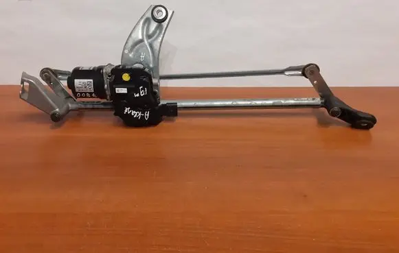 Mercedes-Benz A W177 Front wiper linkage and motor A1779064801 7800